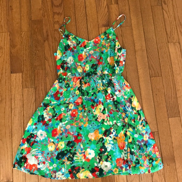 Floral light sundress - Picture 1 of 3